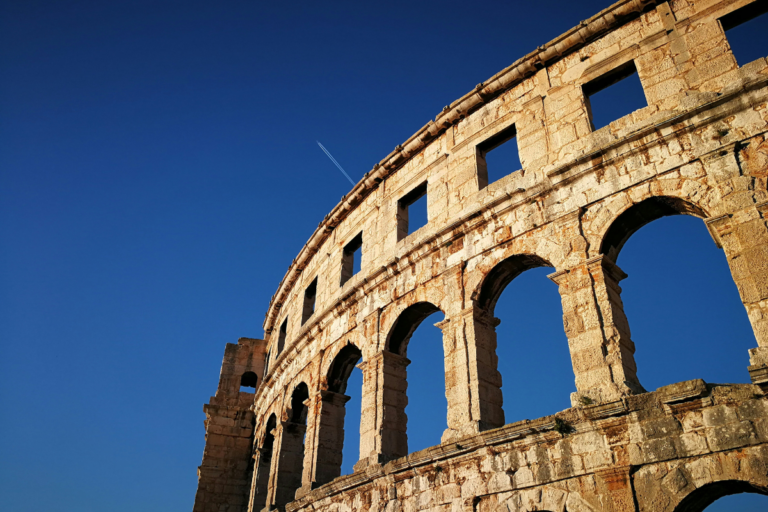 day 8 pula